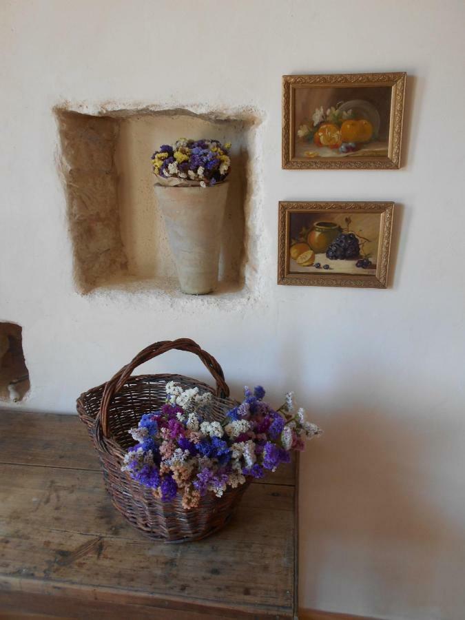Bed and Breakfast Bastida De Beata Noailles  Exterior foto